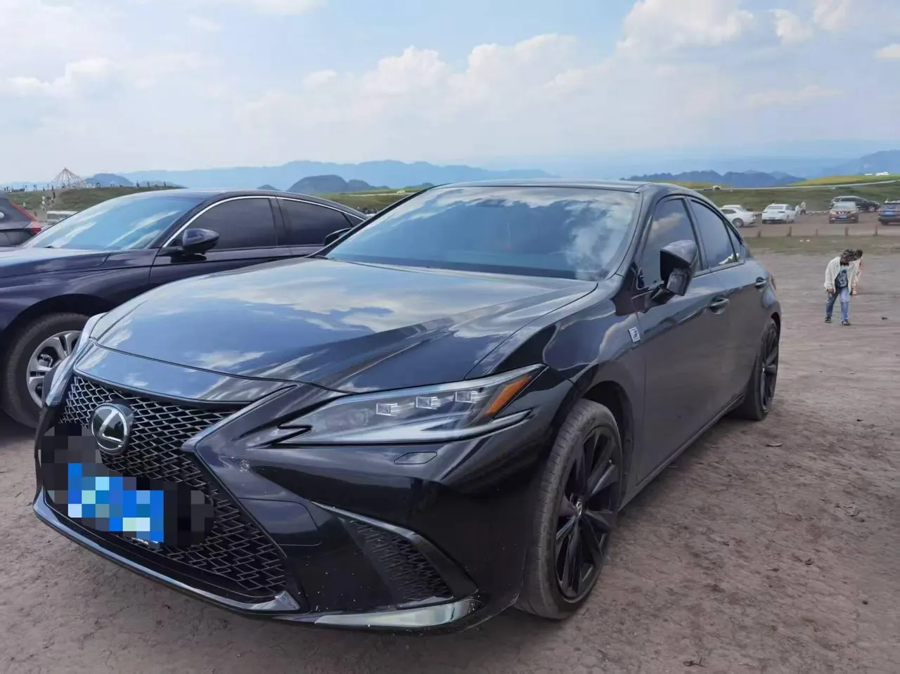 Open image lightbox: Lexus ES (Imported) 2022 ES300h 2.5 Stepless Premium Edition Automatic Gear