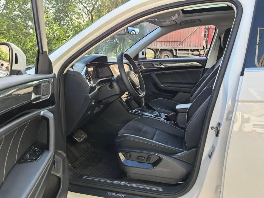 Volkswagen 2020 Tanyue 2.0TSI 330TSI Two-Drive Deluxe Smart Joint Edition Automatic Gear 5