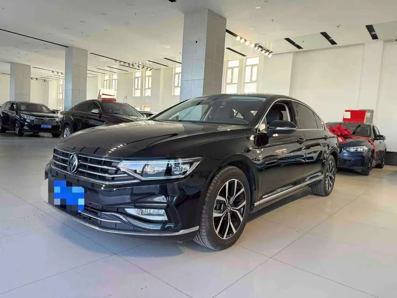Volkswagen 2020 Magotan 2.0TSI 330TSI Leading Automatic - View 1