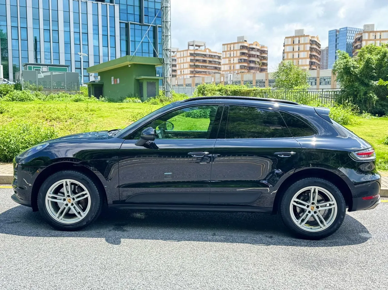 Porsche Macan (Imported) 2020 Macan 2.0T Automatic Gear 10