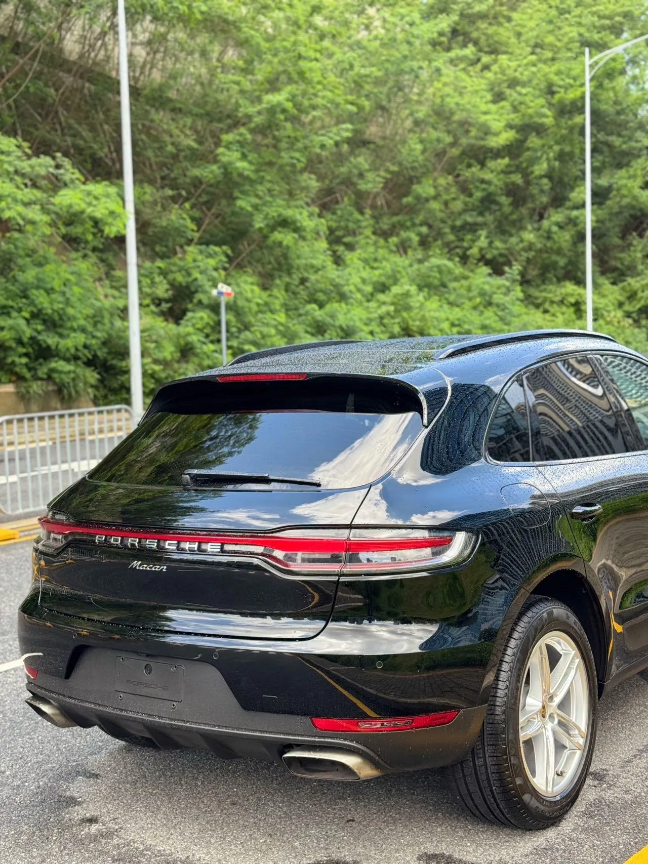 Porsche Macan (Imported) 2020 Macan 2.0T Automatic Gear 14