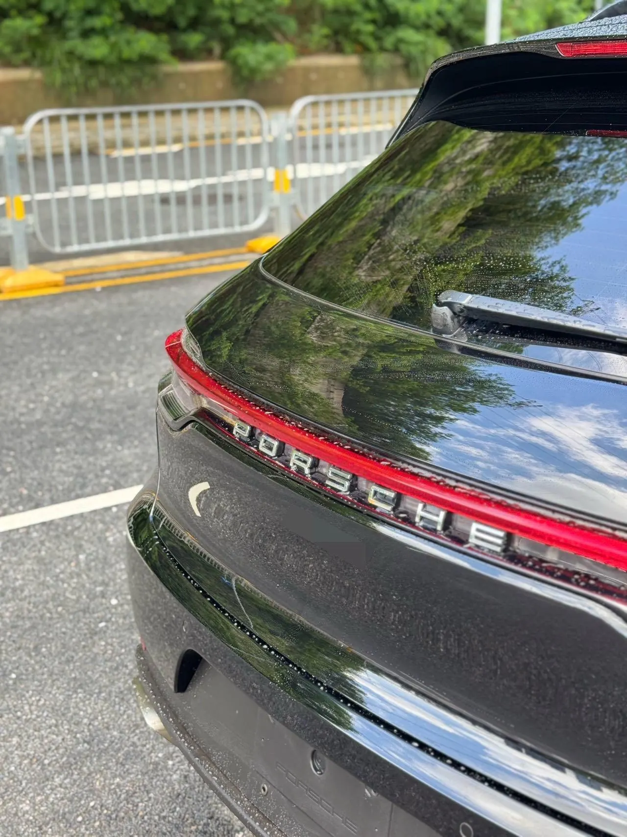 Porsche Macan (Imported) 2020 Macan 2.0T Automatic Gear 17