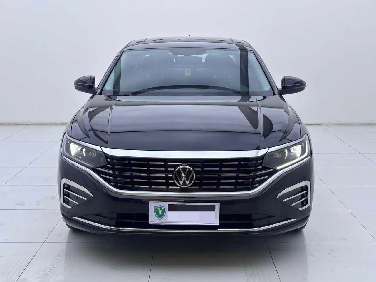 Volkswagen 2024 Passat 2.0TSI 330TSI Elite Edition Automatic 3