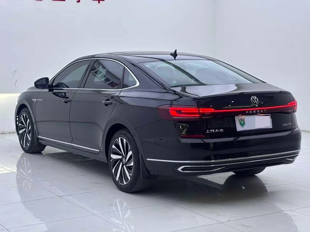Volkswagen 2024 Passat 2.0TSI 330TSI Elite Edition Automatic 5