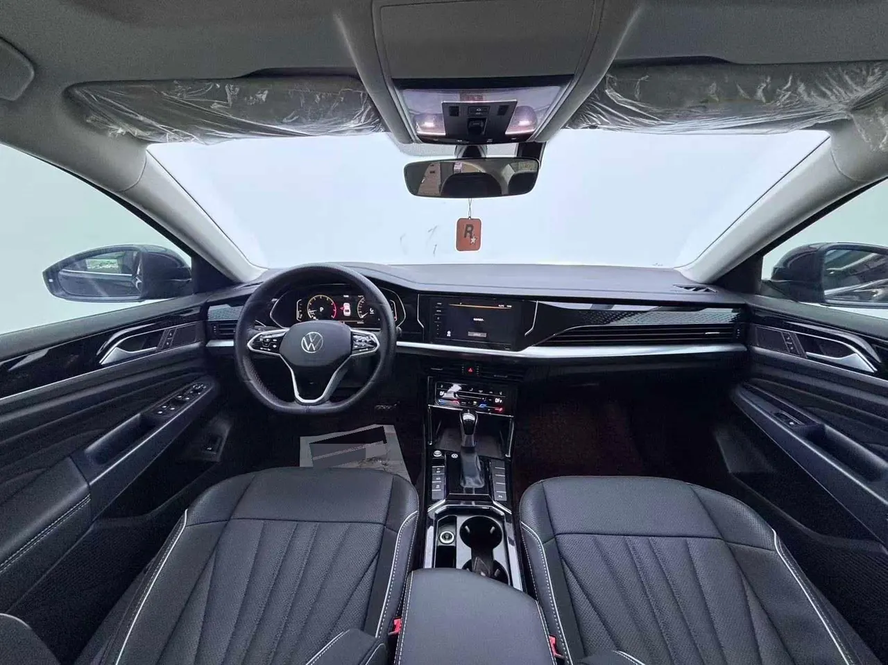Volkswagen 2024 Passat 2.0TSI 330TSI Elite Edition Automatic 8
