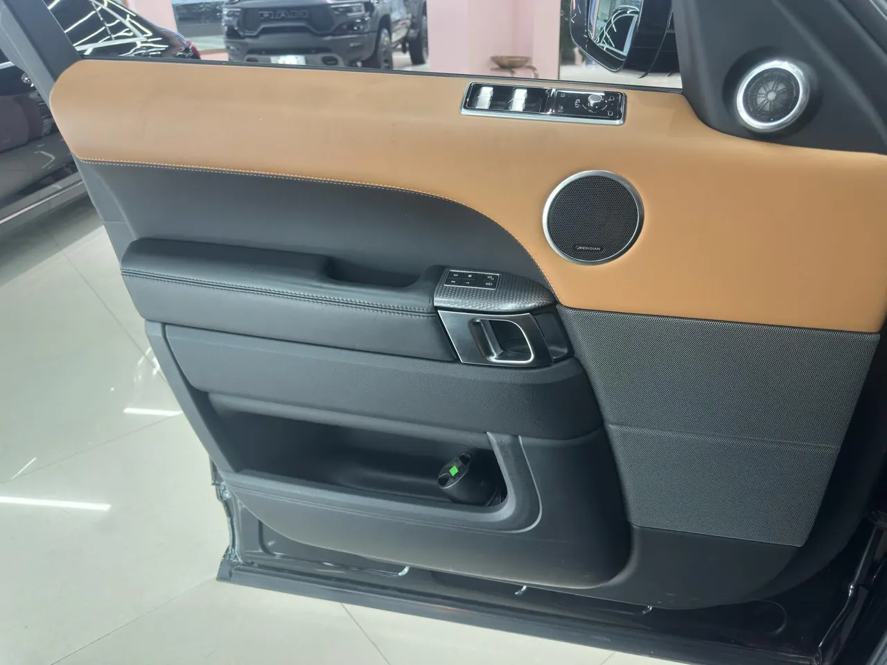 Land Rover Range Rover Sport (Imported) 2020 Range Rover Sport 48V 3.0T L6 HSE Dynamic Automatic 8