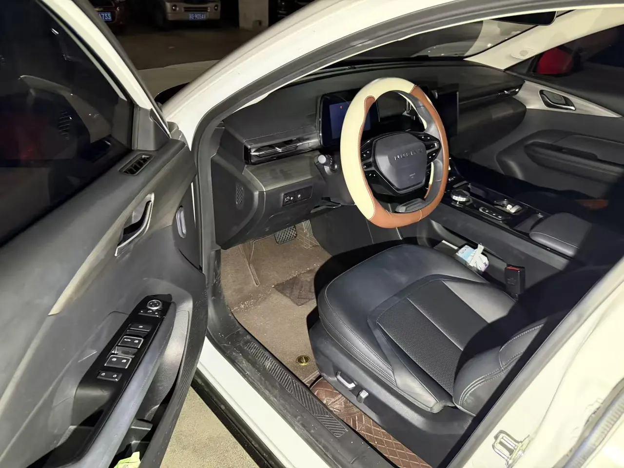 WuLing 2024 starlight 1.5 co-creation version 70 standard automatic gear 3
