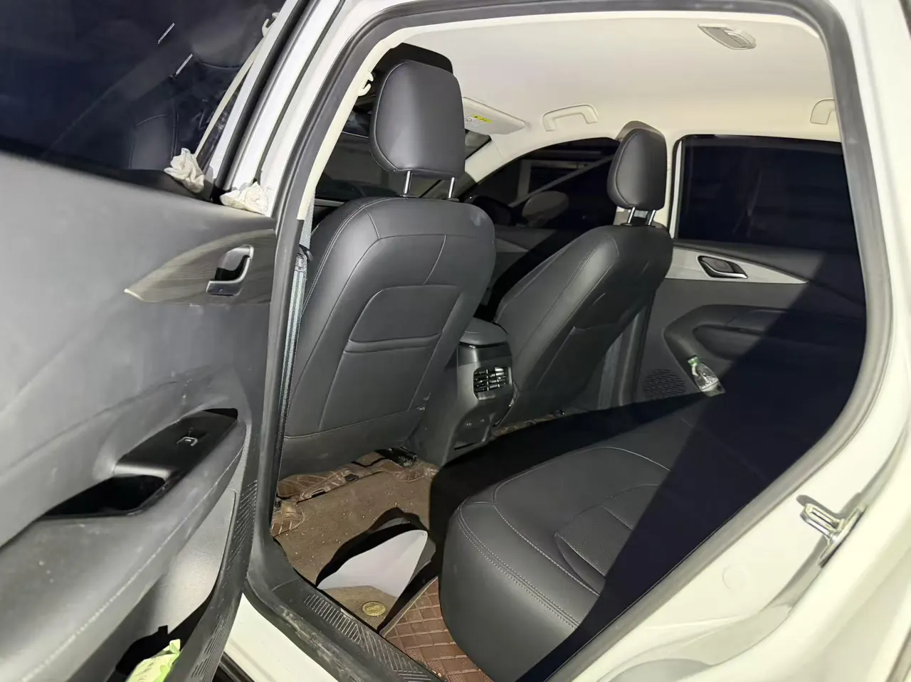 WuLing 2024 starlight 1.5 co-creation version 70 standard automatic gear 5
