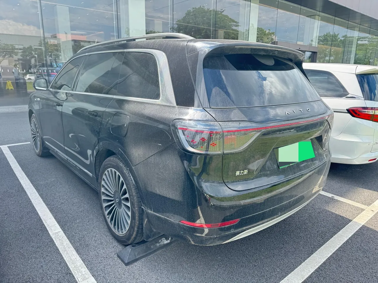 AITO 2024 AITO M9 extended range Max version 52kWh automatic gear 8