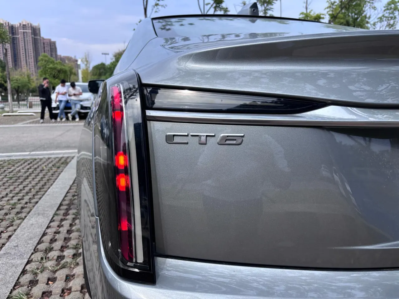 Cadillac 2023 CT6 2.0T 28T Platinum Automatic Gear 10