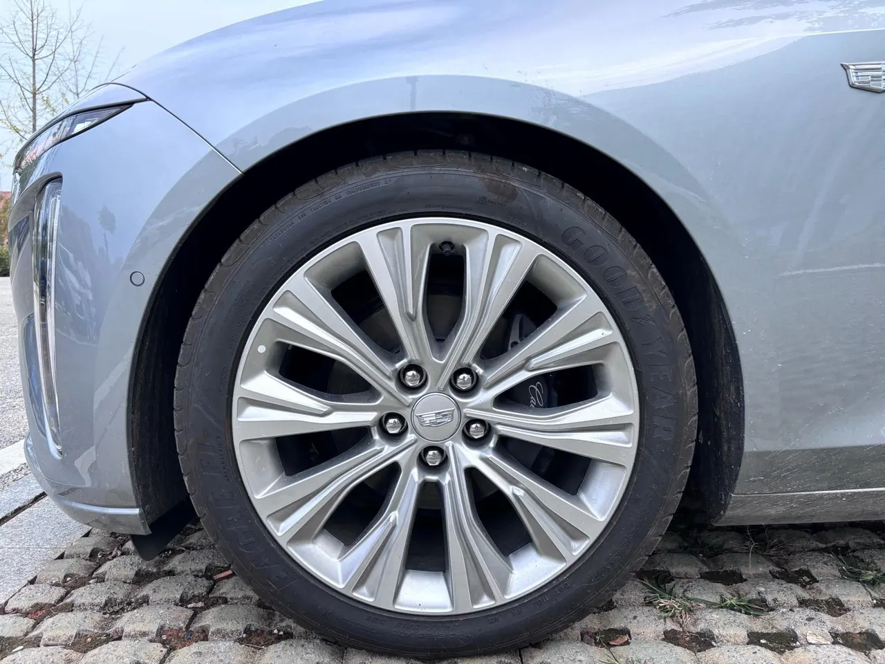 Cadillac 2023 CT6 2.0T 28T Platinum Automatic Gear 5