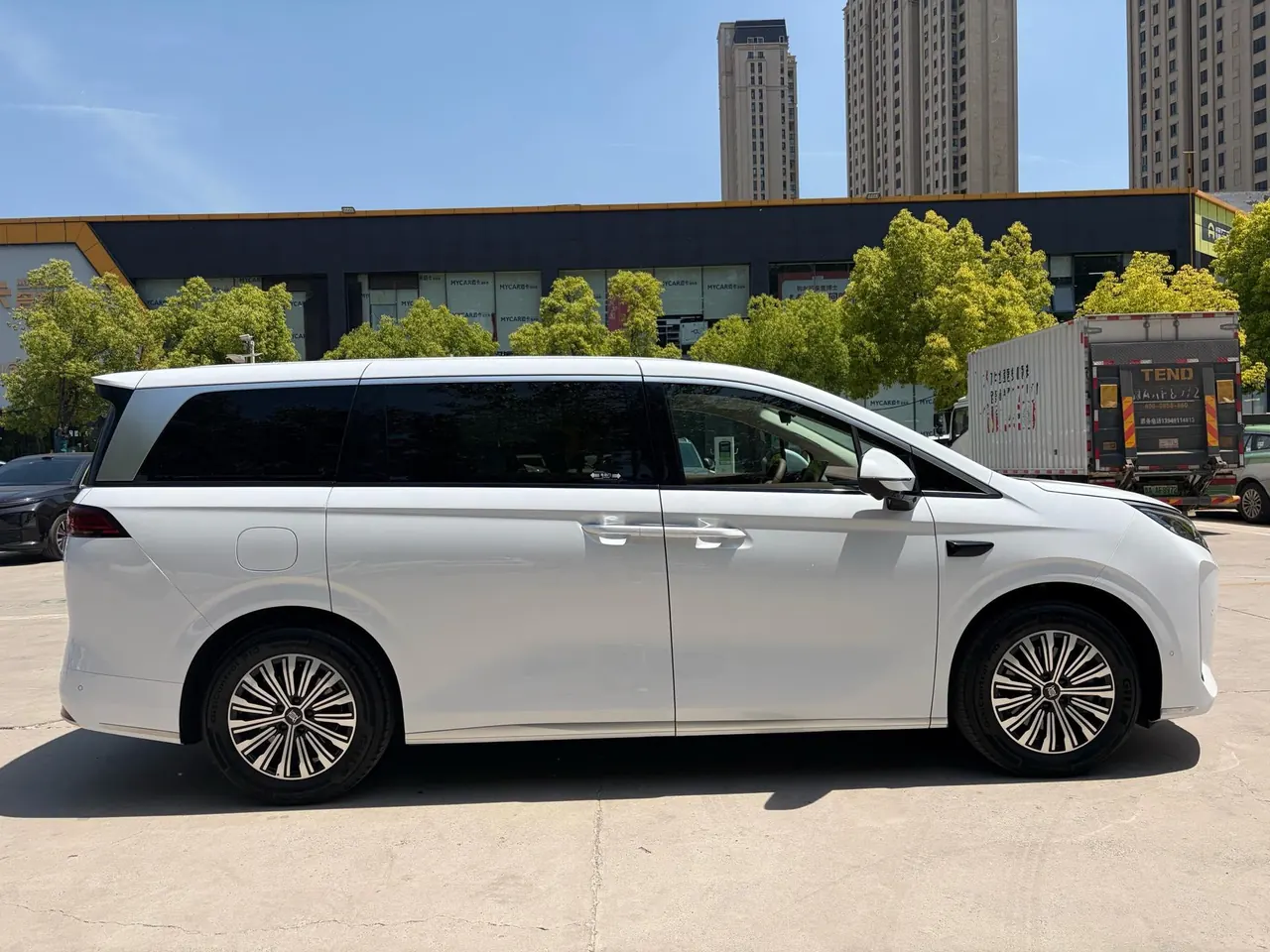 BYD 2025 summer DM-i 1.5T stepless 100km leading automatic gear 6