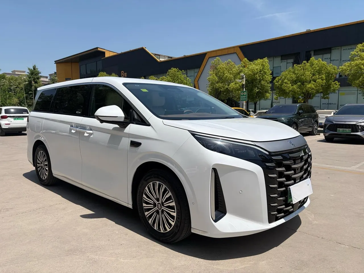 BYD 2025 summer DM-i 1.5T stepless 100km leading automatic gear 7