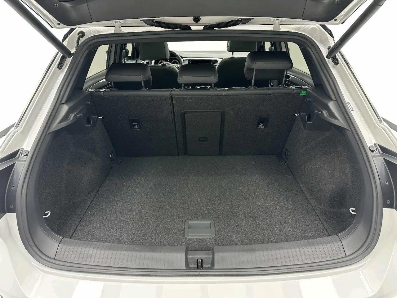 Volkswagen 2022 Tange R-Line 1.4TSI 280TSI Two-Drive Pro PLUS Automatic Gear 17
