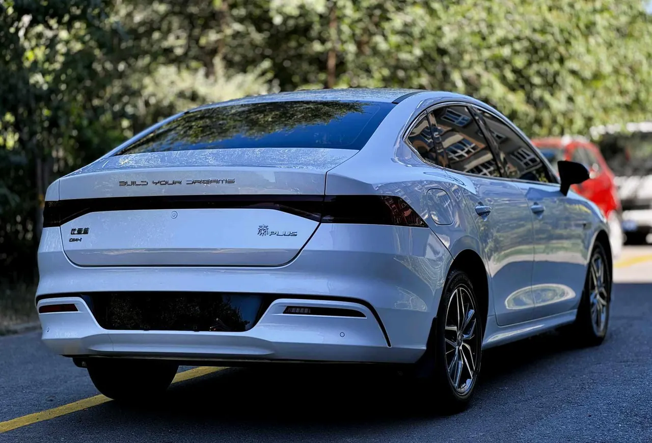 BYD 2021 Qin PLUS DM-i 1.5 stepless flagship 55KM automatic gear 5