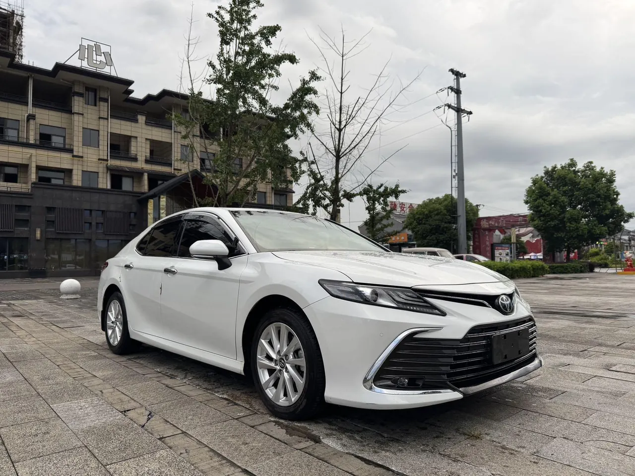 Toyota 2021 Camry 2.0G Stepless Deluxe Edition Automatic Gear 3