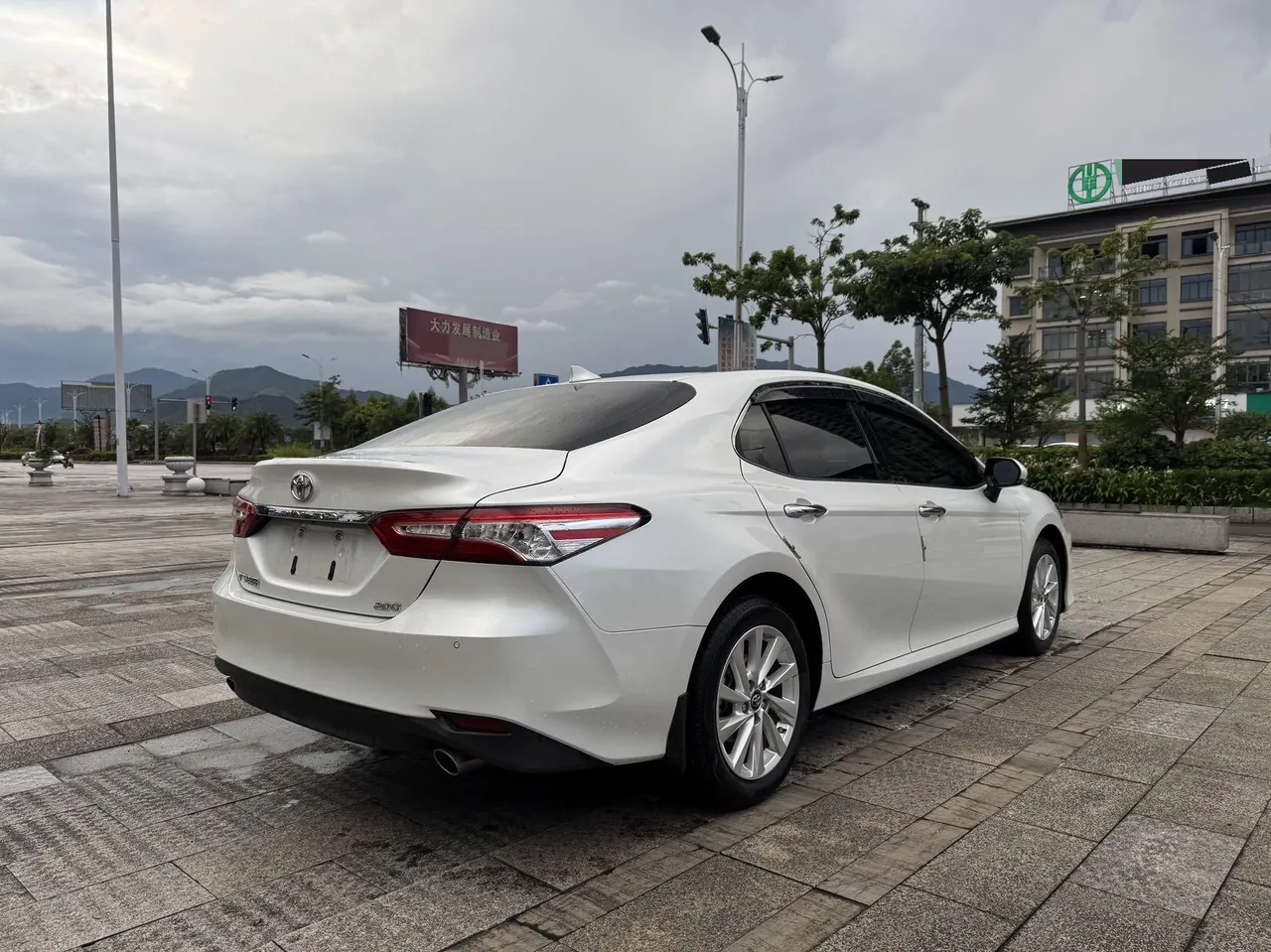 Toyota 2021 Camry 2.0G Stepless Deluxe Edition Automatic Gear 6