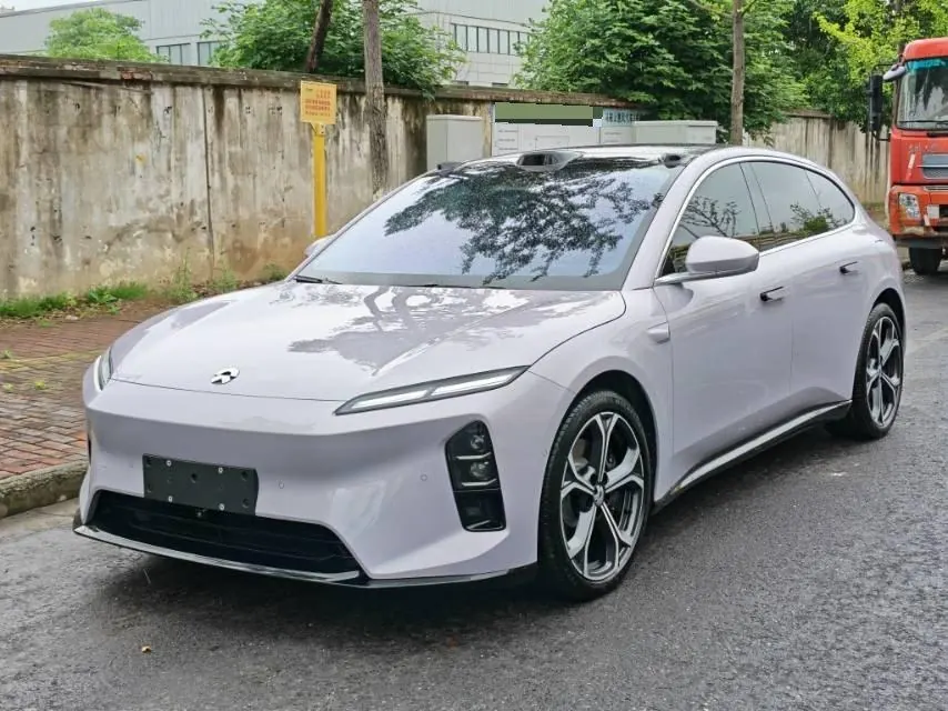 NIO 2025 ET5T 75kWh Touring automatic - View 1