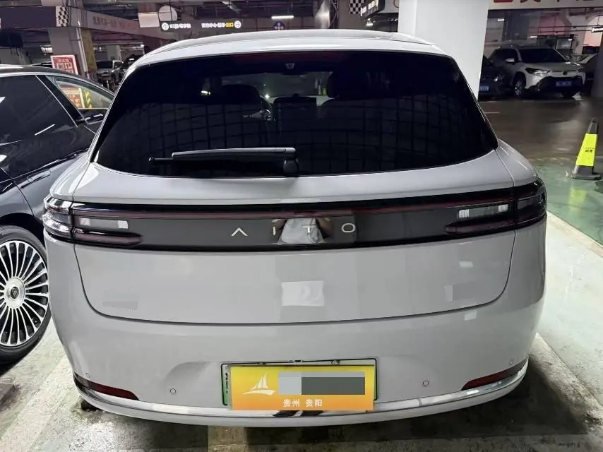 AITO 2025 AITO M5 extended-range Ultra rear-drive automatic gear 7