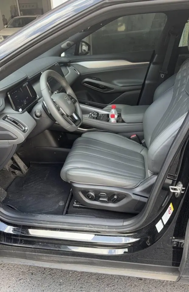 BYD 2025 Song L EV Smart Driving Edition 662km Laser Radar Excellent Automatic Gear 3