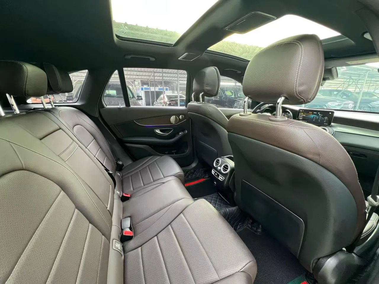 Mercedes Benz 2022 GLC 300 L 4MATIC 2.0T Dynamic (Modified) Automatic Gear 5