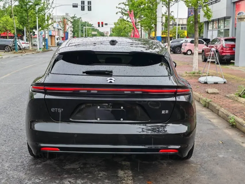 NIO 2025 ET5T 75kWh Touring automatic 5