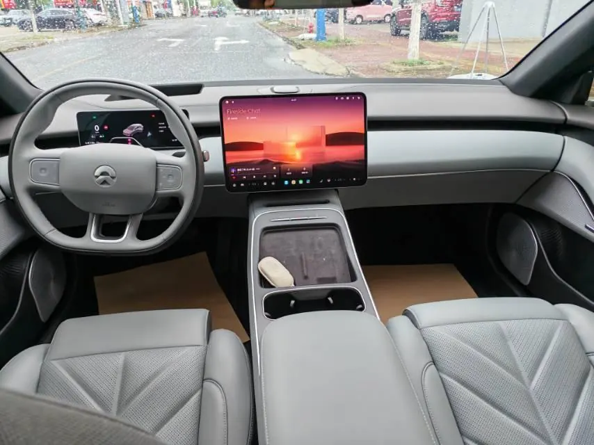 NIO 2025 ET5T 75kWh Touring automatic 8