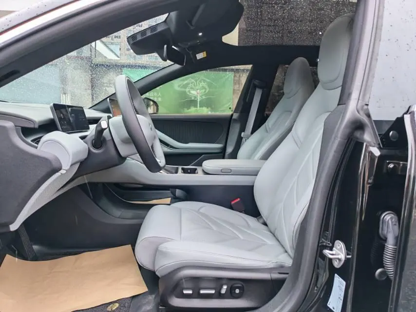 NIO 2025 ET5T 75kWh Touring automatic 9