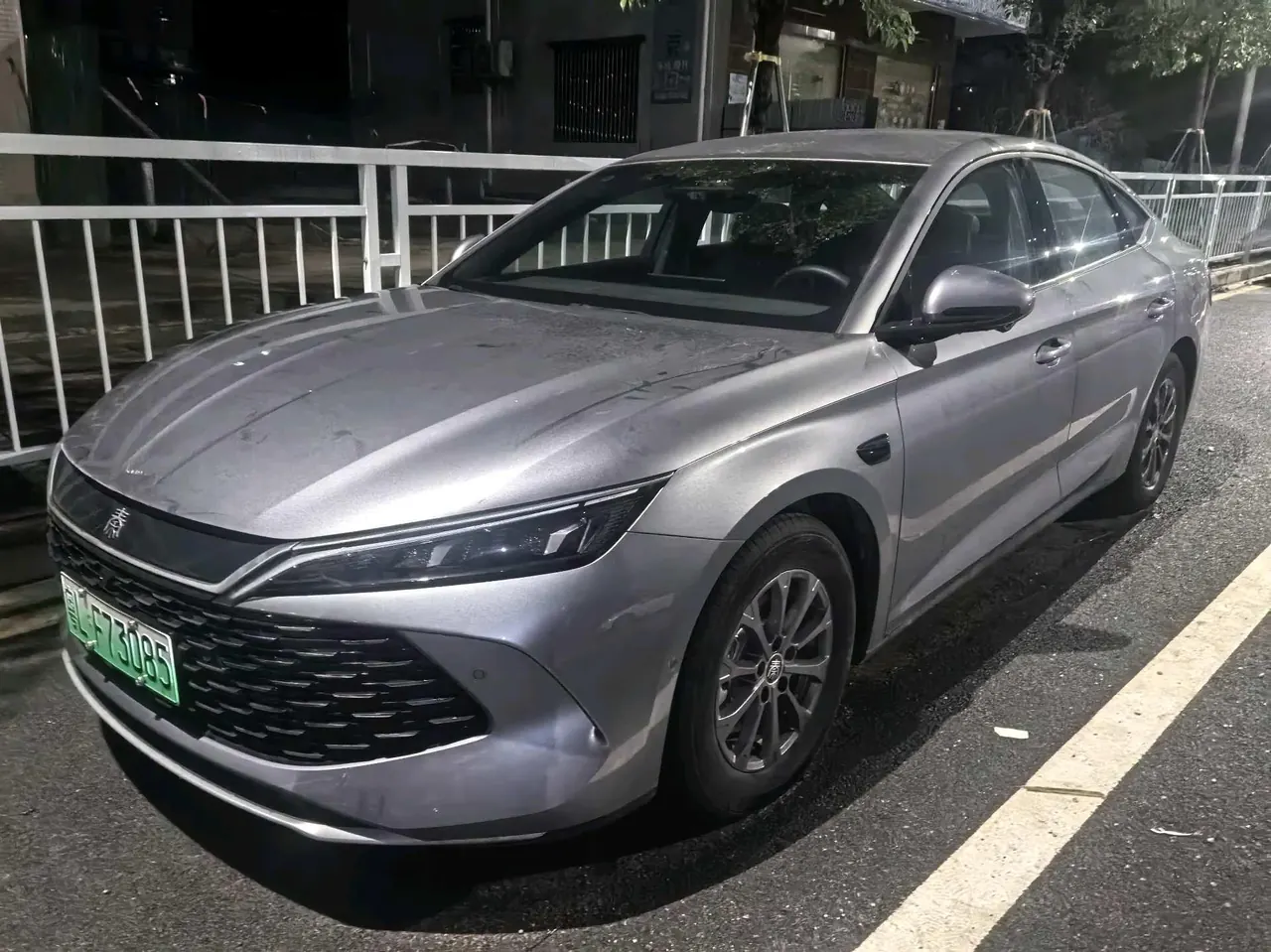 Open image lightbox: BYD 2025 Qin L DM-i 1.5 stepless smart driving version 80KM leading automatic gear