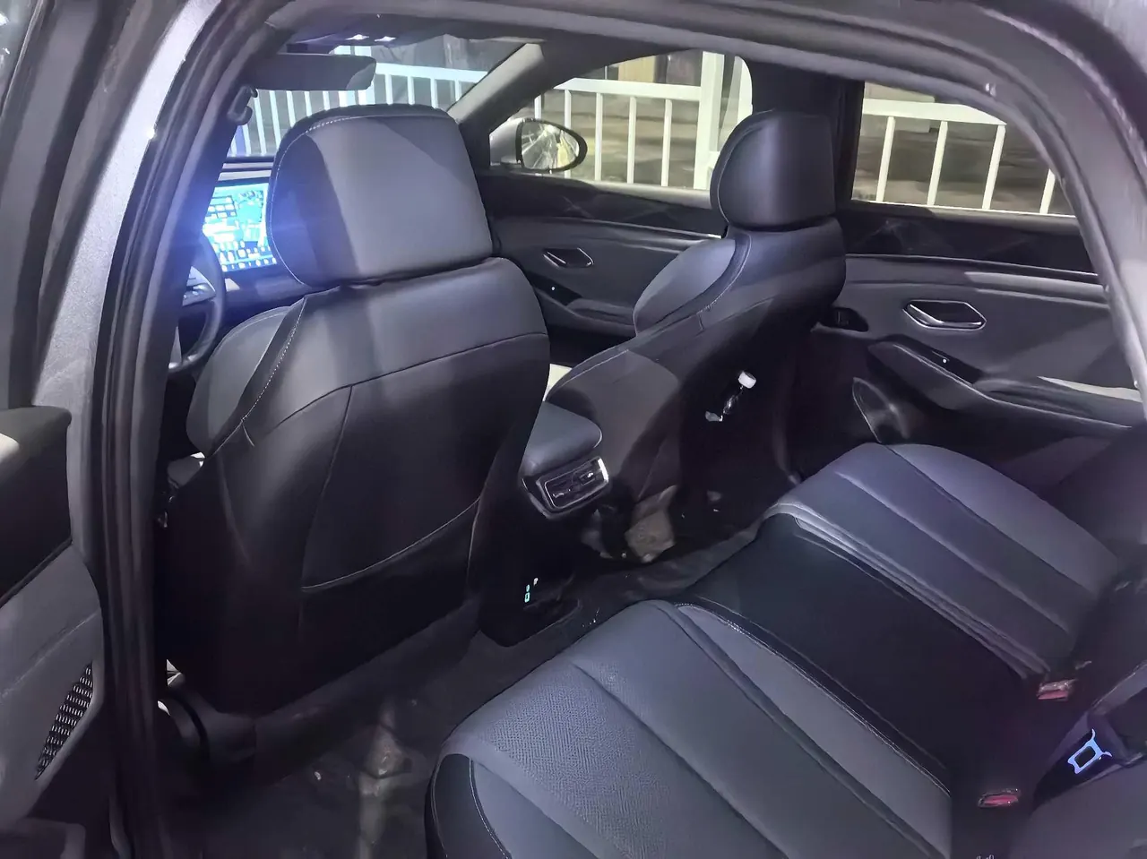 BYD 2025 Qin L DM-i 1.5 stepless smart driving version 80KM leading automatic gear 5