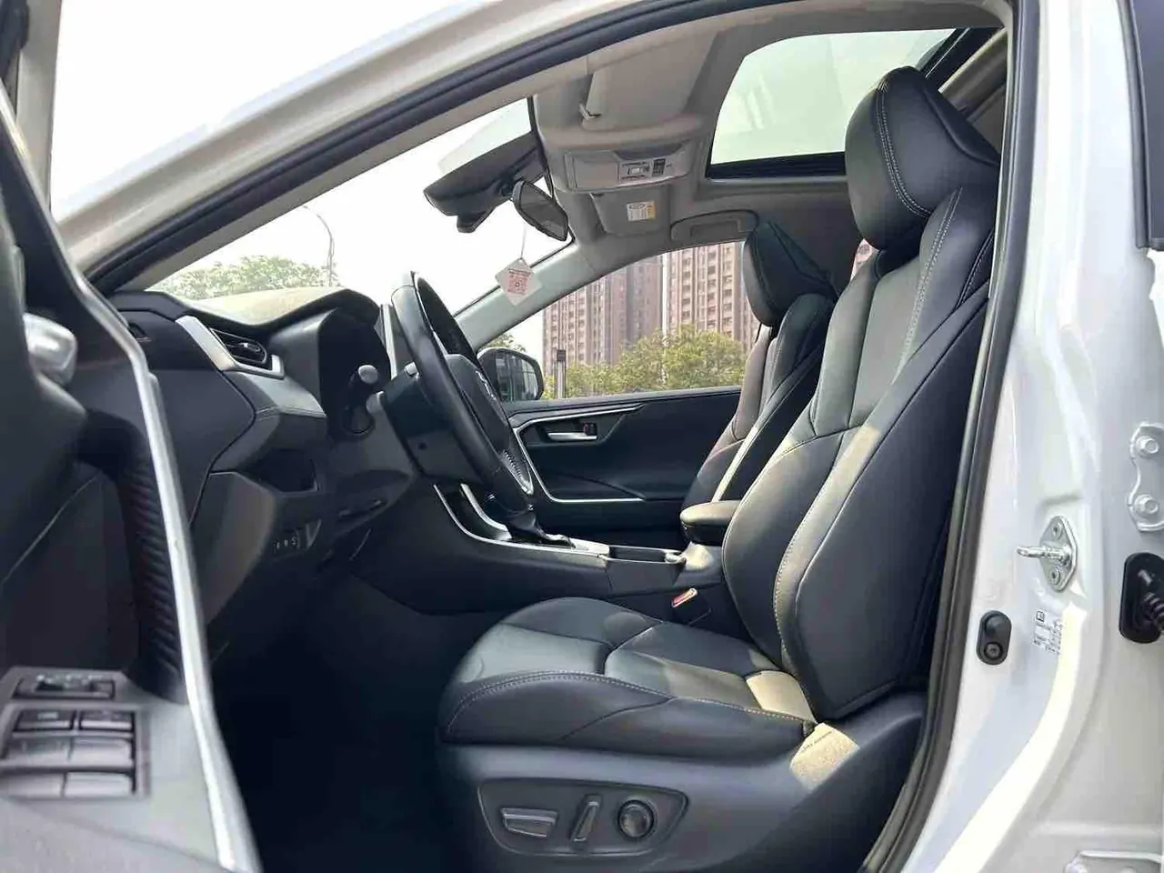 Toyota 2022 Wilanda 2.0 Stepless Two-Drive Leading Edition (Modified) Automatic Gear 4