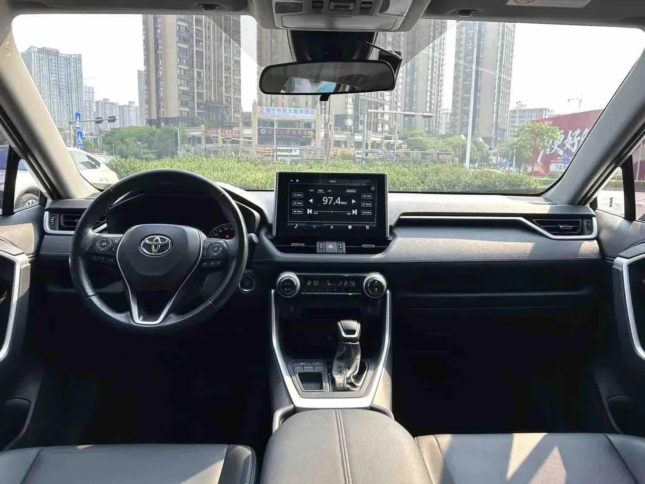 Toyota 2022 Wilanda 2.0 Stepless Two-Drive Leading Edition (Modified) Automatic Gear 6
