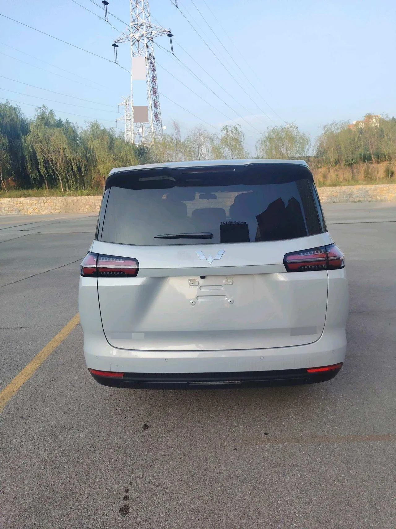 WuLing 2025 Starlight 730 1.5 Stepless 125km Luxury Automatic Transmission 4