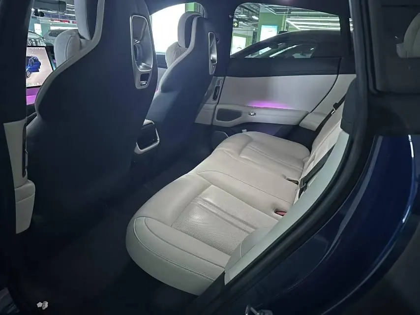MI 2025 YU7 Long Endurance High Performance Four-wheel Drive Max Edition Automatic Gear 3