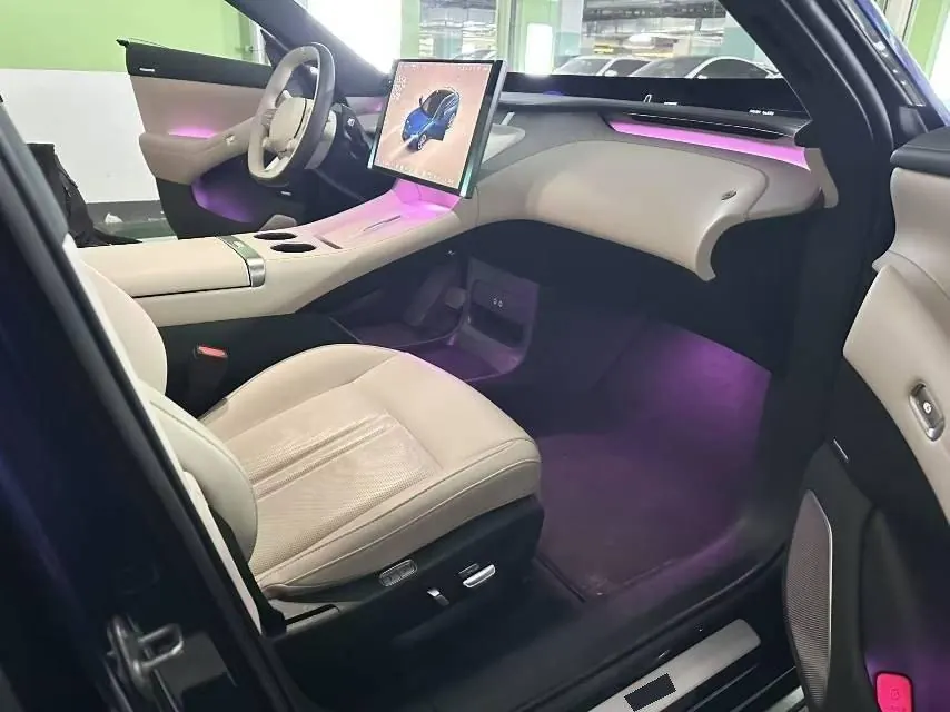 MI 2025 YU7 Long Endurance High Performance Four-wheel Drive Max Edition Automatic Gear 5