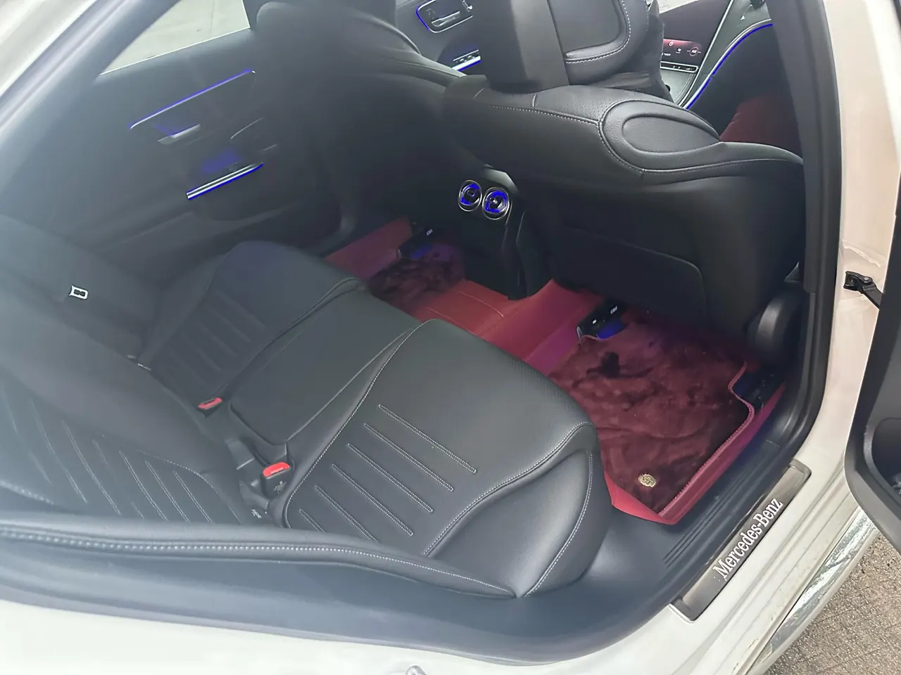 Mercedes Benz Class C 2024 C 350 e L 2.0T (Change 3) Automatic Gear 3