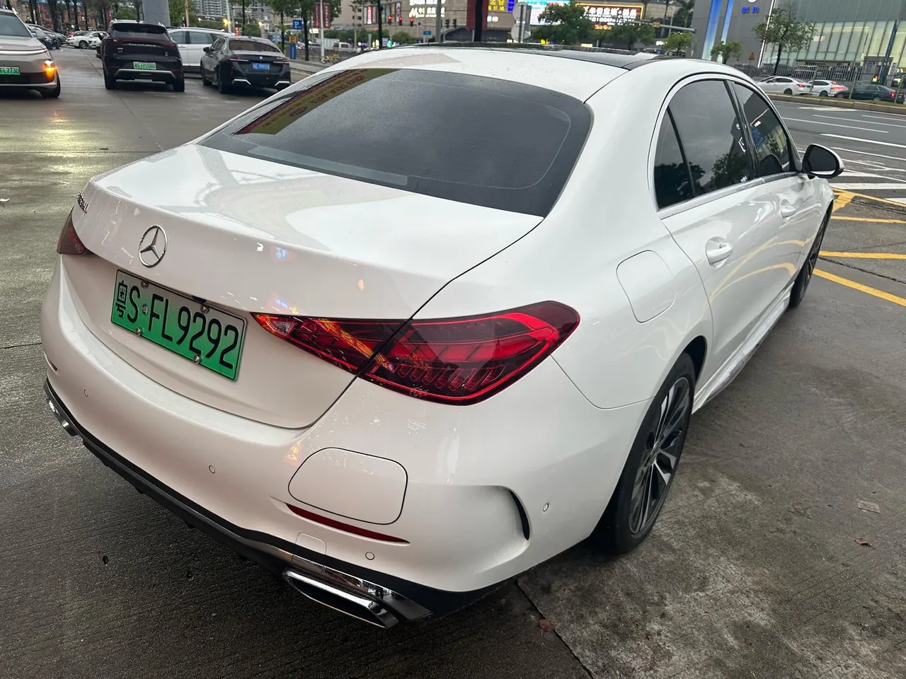 Mercedes Benz Class C 2024 C 350 e L 2.0T (Change 3) Automatic Gear 6