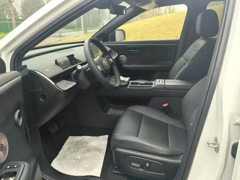 Toyota 2025 BZ3X 520 Pro Automatic 4