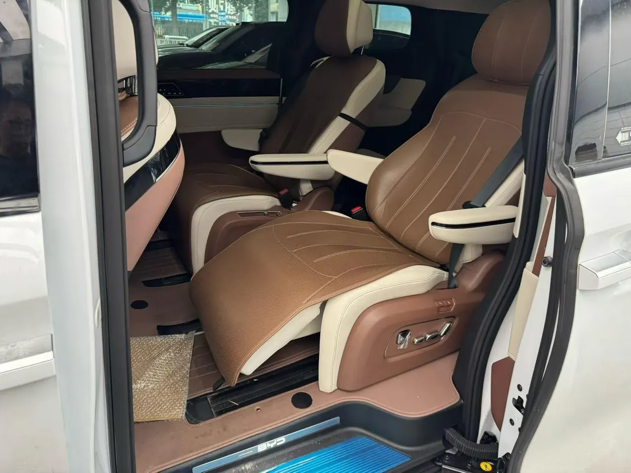 BYD 2025 summer DM-i 1.5T stepless 100km Exceed automatic gear 6