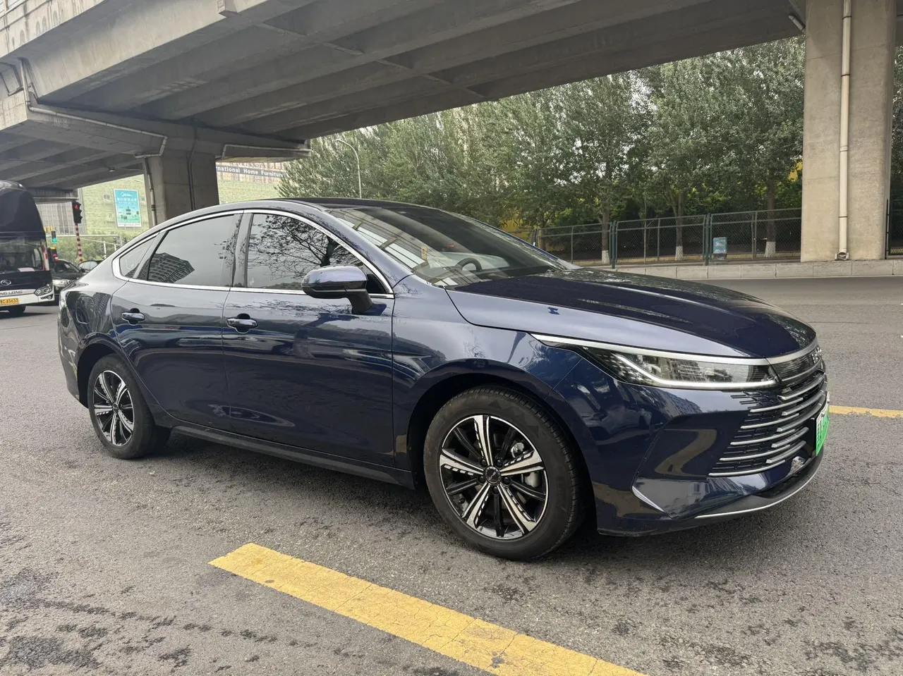 BYD 2024 destroyer 05 DM-i 1.5 stepless glory version 120KM honorable automatic gear 2