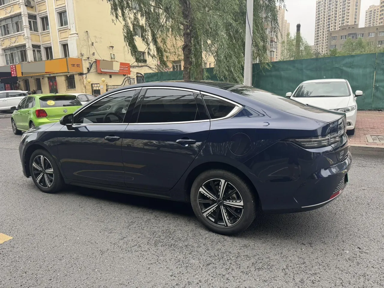 BYD 2024 destroyer 05 DM-i 1.5 stepless glory version 120KM honorable automatic gear 9