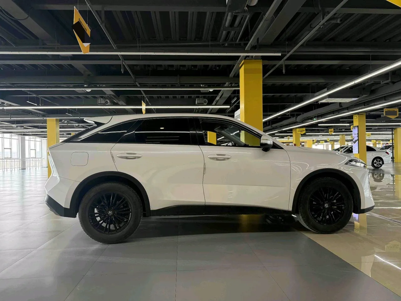 Venucia 2021 big V 1.5T 260T love bean version automatic gear 3