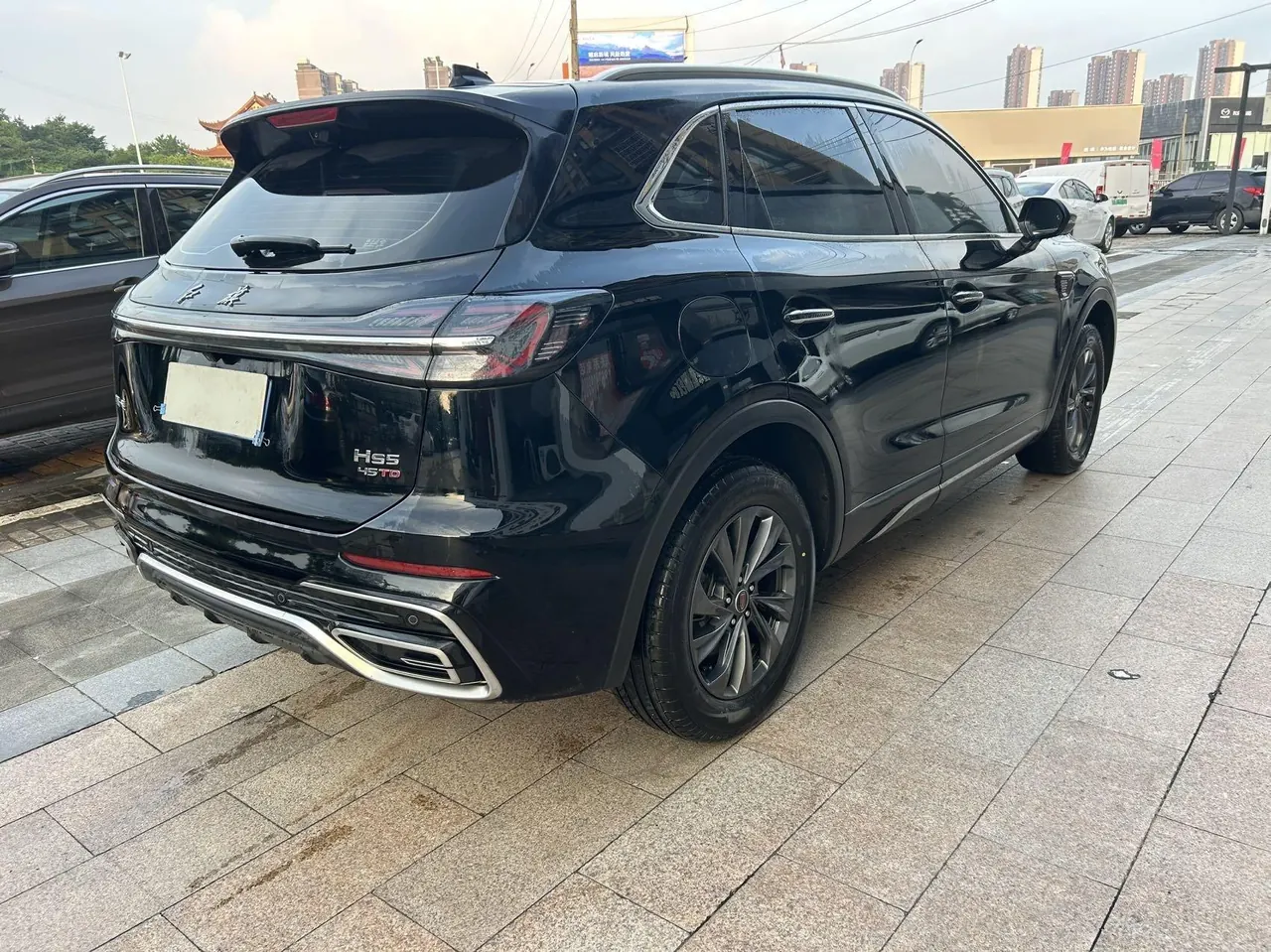 Open image lightbox: HongQi 2025 HS5 2.0T Two-Drive Flag Enjoy Pro Edition Automatic Gear