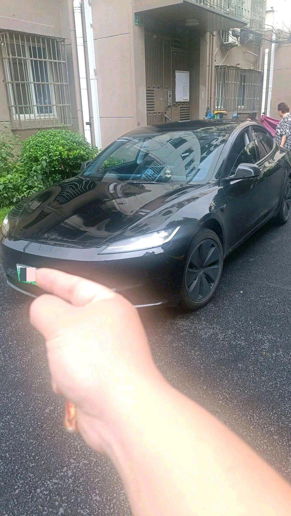 Tesla 2025 Model 3 Rear-Wheel-Drive Edition (facelift) Automatic Transmission - View 1