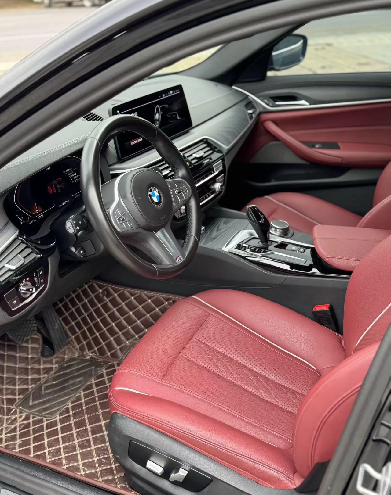 BMW 5 Series 2023 530Li xDrive 2.0T M Sports Suit Automatic Gear 4