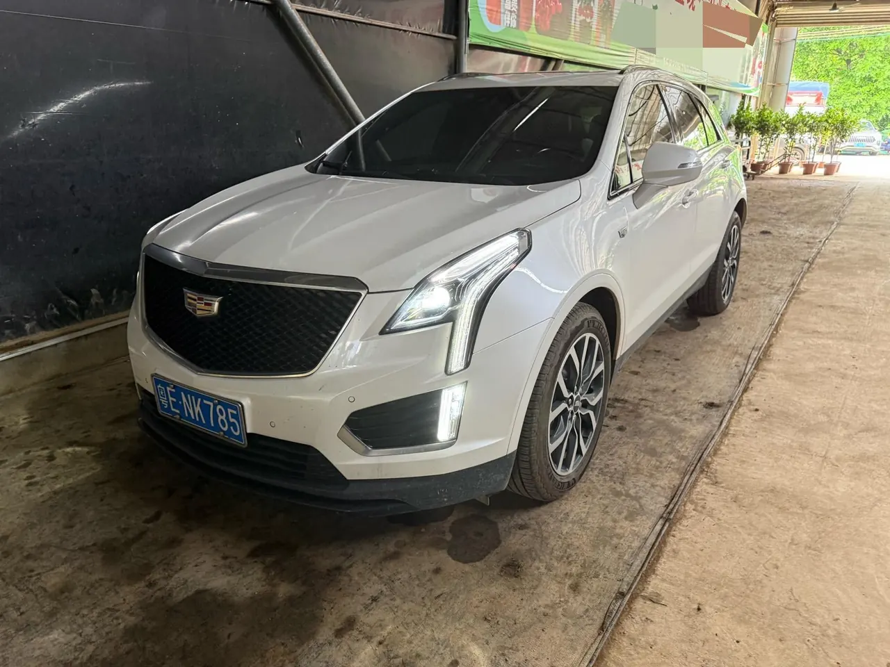 Открыть галерею: Cadillac 2022 XT5 48V 2.0T 4-wheel drive luxury (hummingbird version) automatic gear