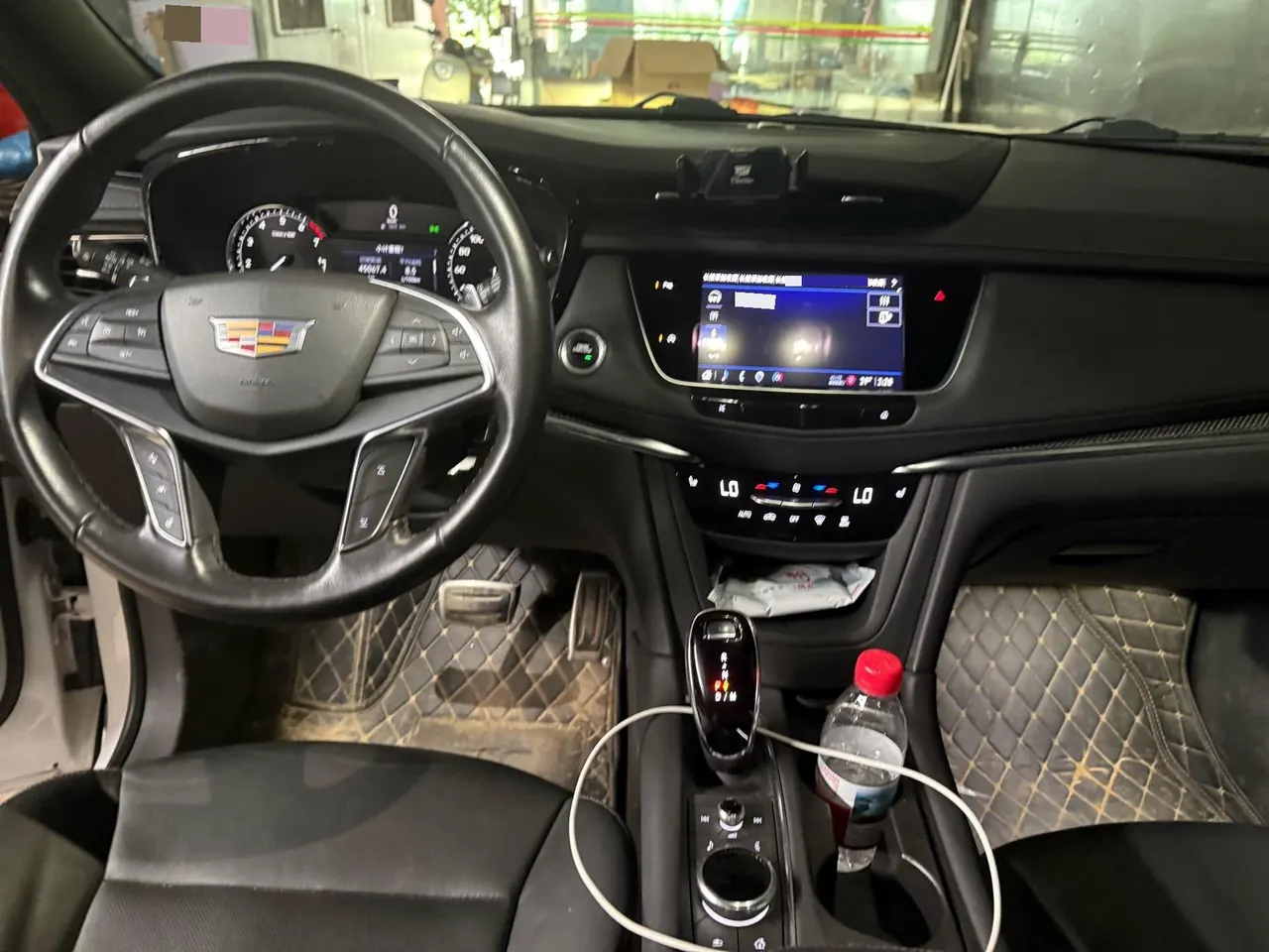 Cadillac 2022 XT5 48V 2.0T 4-wheel drive luxury (hummingbird version) automatic gear 5