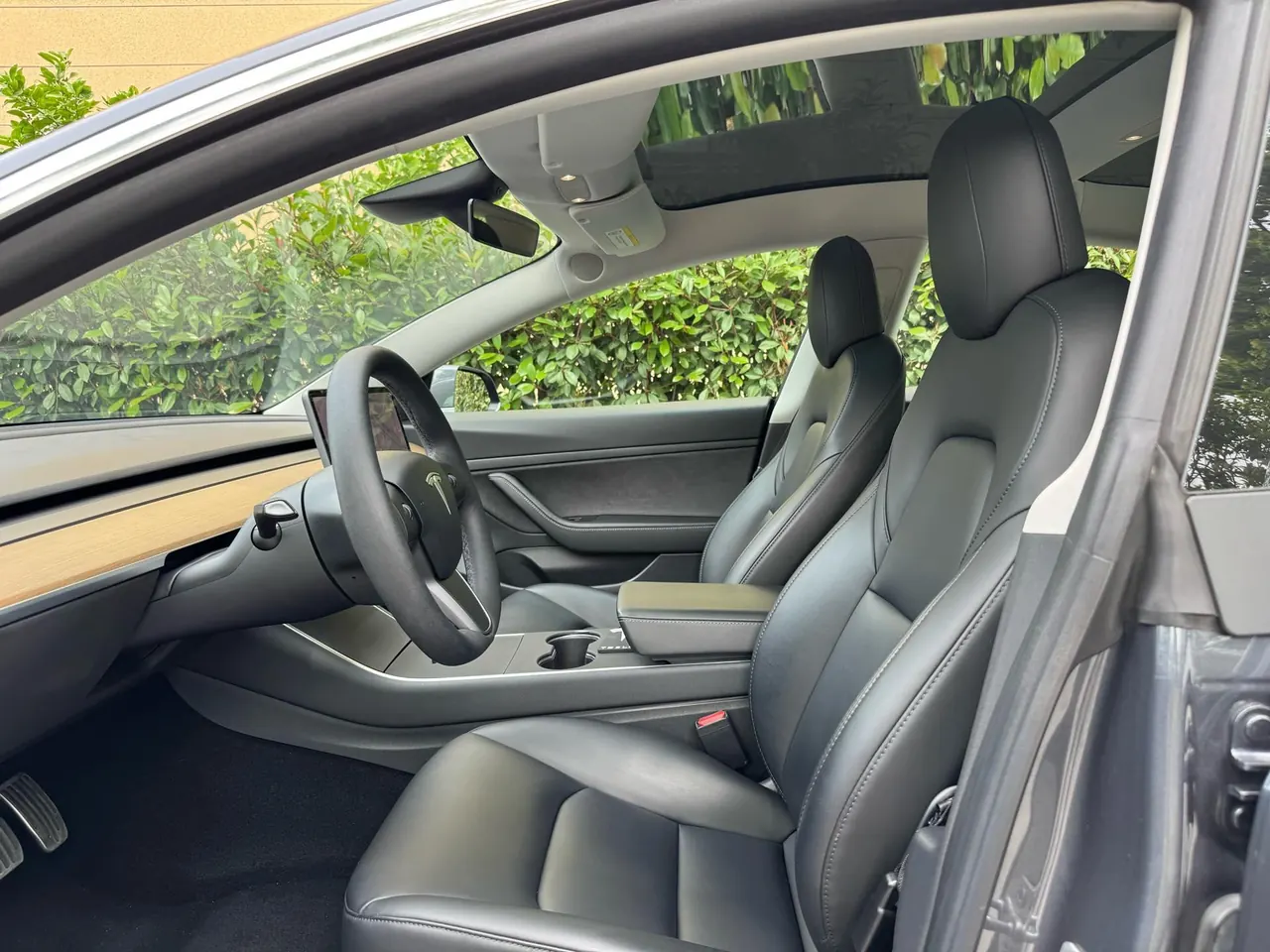 Tesla 2020 Model 3 Standard Endurance Rear Drive Upgraded Automatic Gear 2