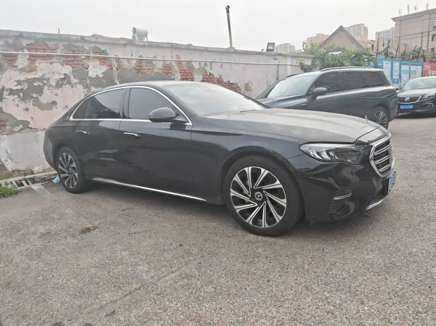 Mercedes Benz E Class 2025 E 300 L 48V 2.0T Luxury Automatic Gear 3