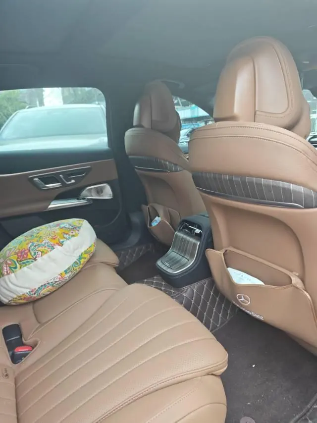 Mercedes Benz E Class 2025 E 300 L 48V 2.0T Luxury Automatic Gear 5